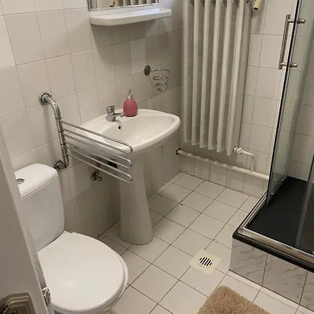 Friends 2 Apartment *