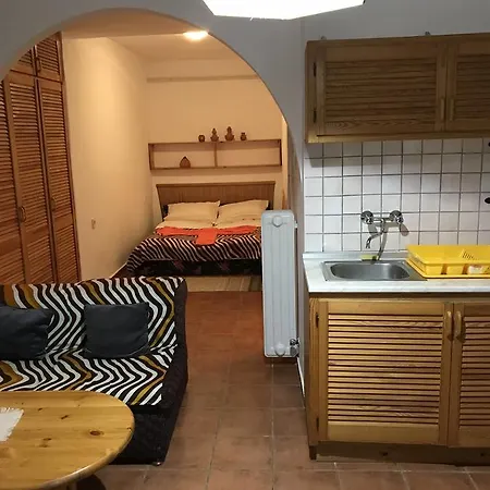 Friends 2 Хевиз