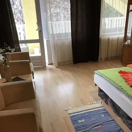 Friends 2 Apartment