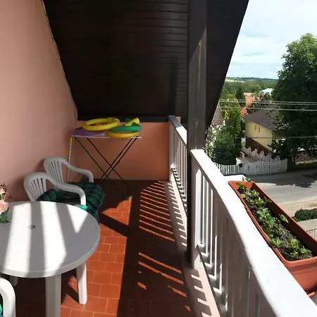 Friends 2 * Хевиз