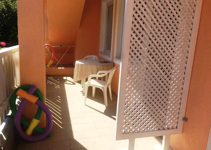 Friends 2 Apartment *